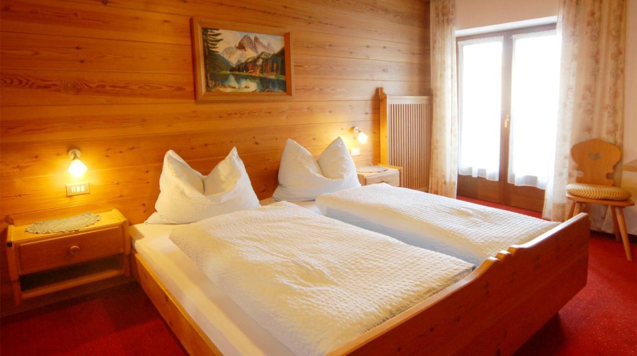 Garni Waldfrieden Hotel Castelrotto Bagian luar foto